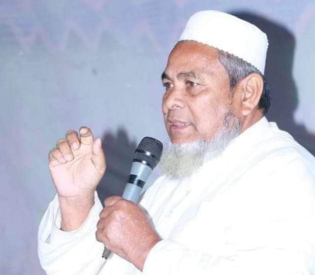 পরশুরামে সাংবাদিক দের সাথে গফুর চেয়ারম্যানের বাকবিতন্ডা