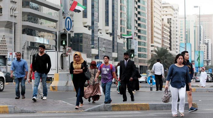 অবৈধ প্রবাসীদের সুখবর দিলো আমিরাত