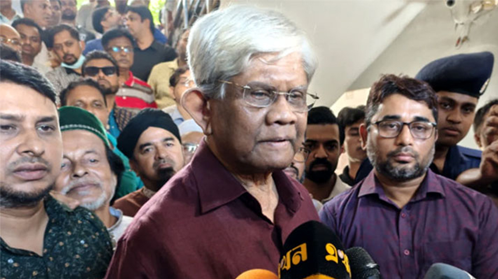 সঞ্চয়পত্রের মুনাফা বাড়লে ব্যাংকে টাকা থাকবে না: অর্থ উপদেষ্টা