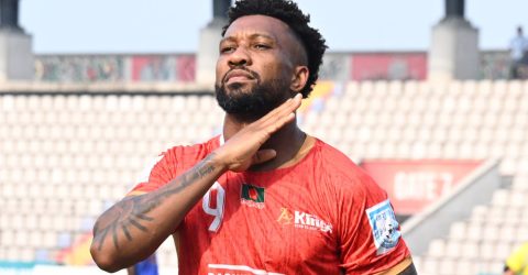 দরিয়ালতনের ৪ গোল: পুলিশকে উড়িয়ে গ্রুপ চ্যাম্পিয়ন বসুন্ধরা কিংস