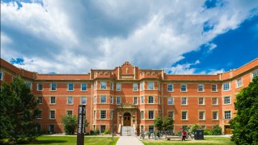 বাংলাদেশি শিক্ষার্থীদের জন্য বিশ্বমানের সুযোগ