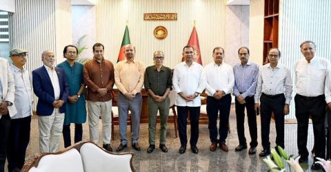 সচিবালয়ে সম্পাদক পরিষদের সঙ্গে প্রধানমন্ত্রী তারেক রহমানের বৈঠক