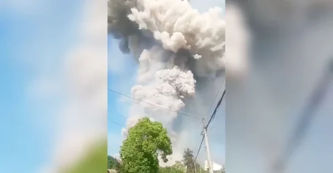 চীনে আতশবাজি কারখানায় ভয়াবহ বিস্ফোরণ: নিহত ২১, আহত ৬০