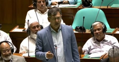 মিয়ানমার সীমান্তে কাঁটাতারের বেড়া নির্মাণের উদ্যোগ: স্বরাষ্ট্রমন্ত্রী