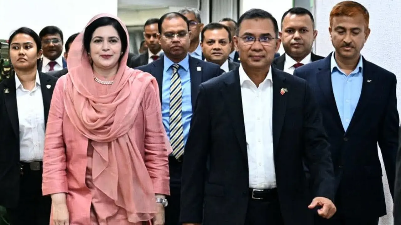 মালয়েশিয়া ও চীন সফর শেষে দেশে ফিরলেন প্রধানমন্ত্রী তারেক রহমান