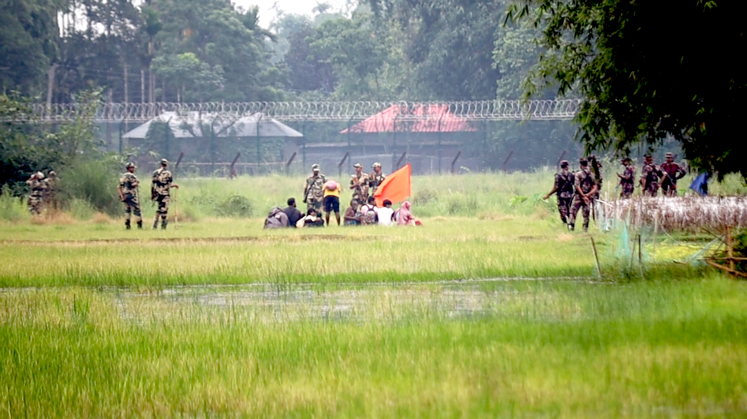 পঞ্চগড় সীমান্তে ১০ জনের পুশ-ইন ঠেকাল বিজিবি