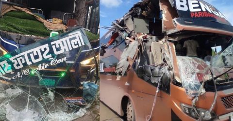 রক্তভেজা সড়কে এখন শুধুই কান্না