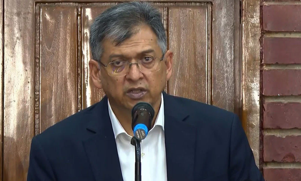 ডিসেম্বরের মধ্যে সংবিধান সংশোধনের চূড়ান্ত প্রতিবেদন: স্বরাষ্ট্রমন্ত্রী