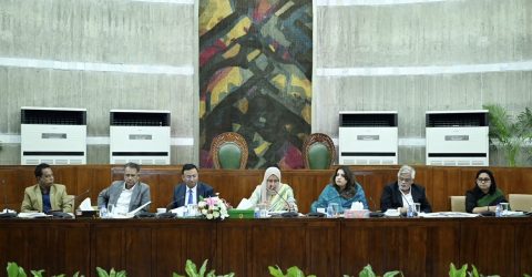 নির্যাতনের শিকার শিশু গৃহকর্মী তানিয়ার উন্নত চিকিৎসা ও দোষীদের শাস্তির দাবি