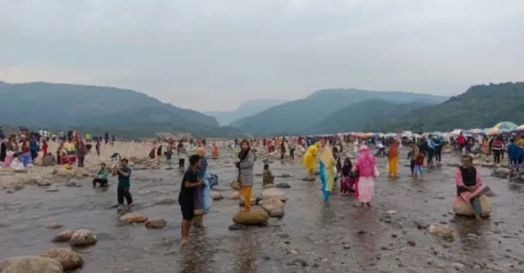 পূজার ছুটিতে পর্যটকের ঢল সিলেটে, ৫০ কোটি টাকার ব্যবসার আশা
