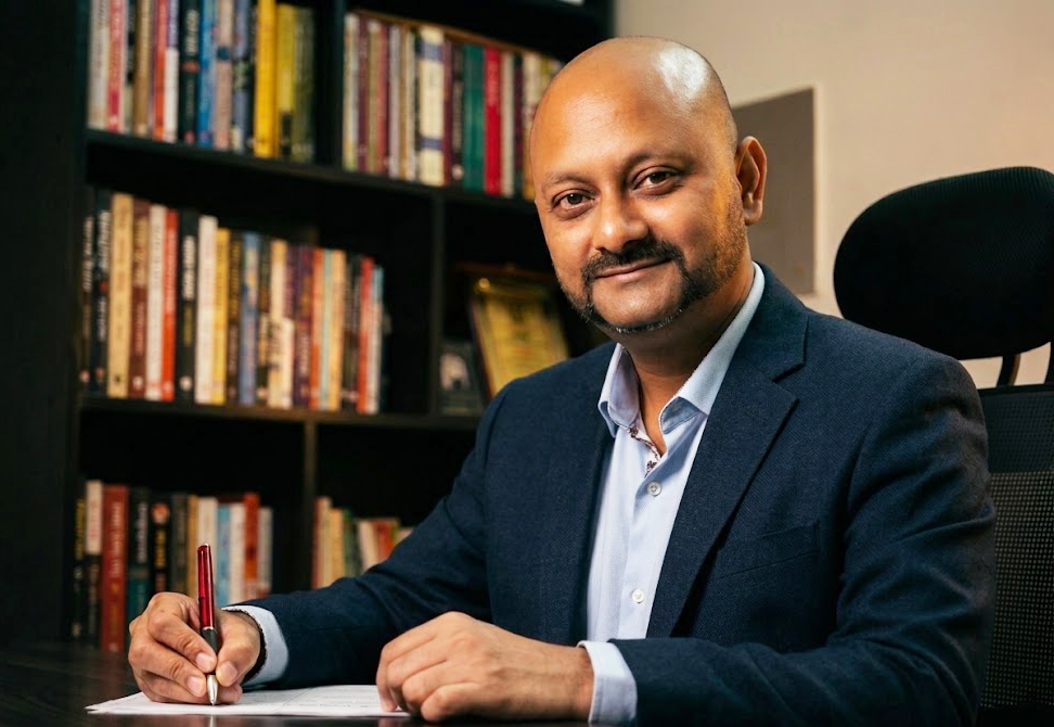 আমেরিকায় ওয়ার্ক পারমিটের নতুন নিয়ম, বাড়ছে উদ্বেগ