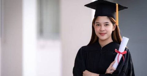বিদেশে পড়াশোনার জন্য স্কলারশিপ পাবেন যেভাবে