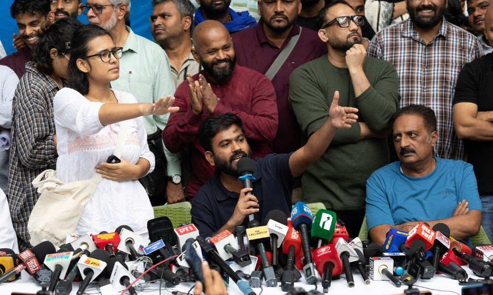 ‘মোদি স্বৈরাচারী হয়ে উঠেছেন’, অভিযোগ অভিজিত দীপকের