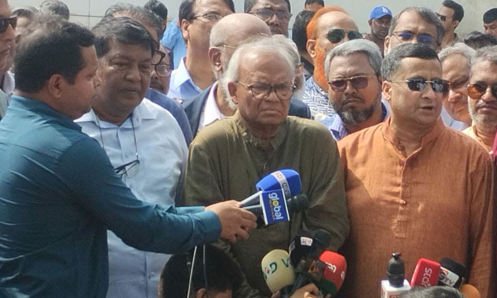 প্রবাসে থেকেও দেশের মানুষের পাশে থেকেছেন তারেক রহমান: রিজভী