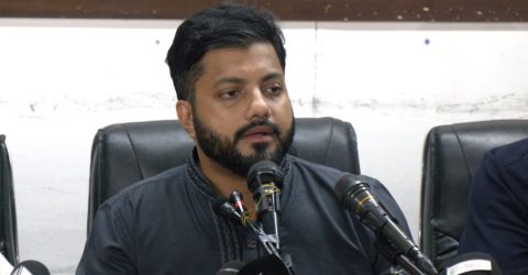 ইশরাক হোসেনের পদত্যাগপত্র গ্রহণ, প্রজ্ঞাপন জারি