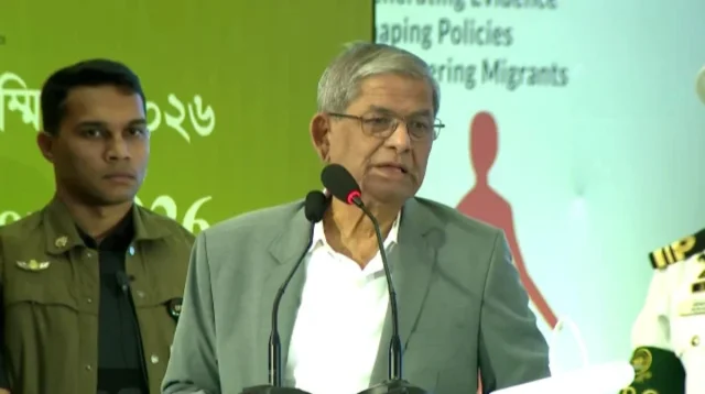 বিদেশগামী কর্মীদের হয়রানি বন্ধে দালালচক্রের বিরুদ্ধে ব্যবস্থা চান রাষ্ট্রপতি