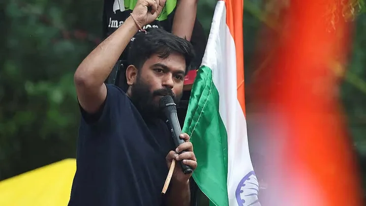 দিল্লিতে ফের আটক অভিজিৎ, ‘তেরঙ্গা ওড়াও’ কর্মসূচি ঘিরে উত্তেজনা